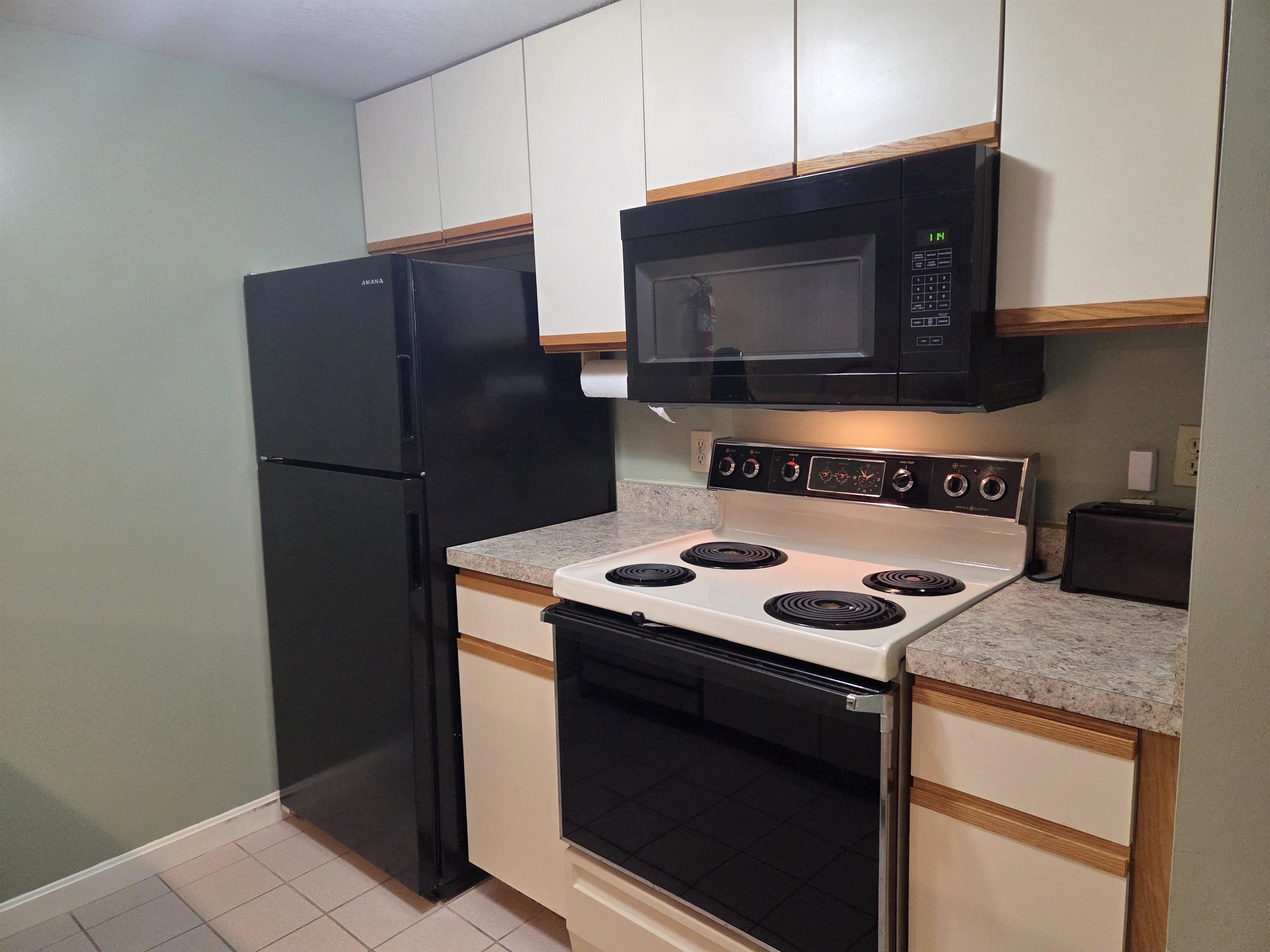 164 Deer Park Drive 160D