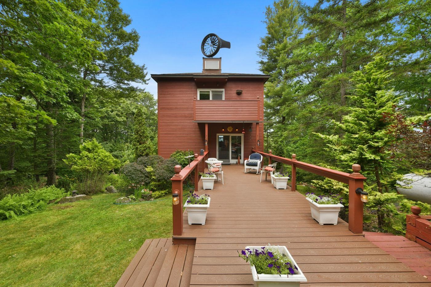 906 Shedd Hill Road