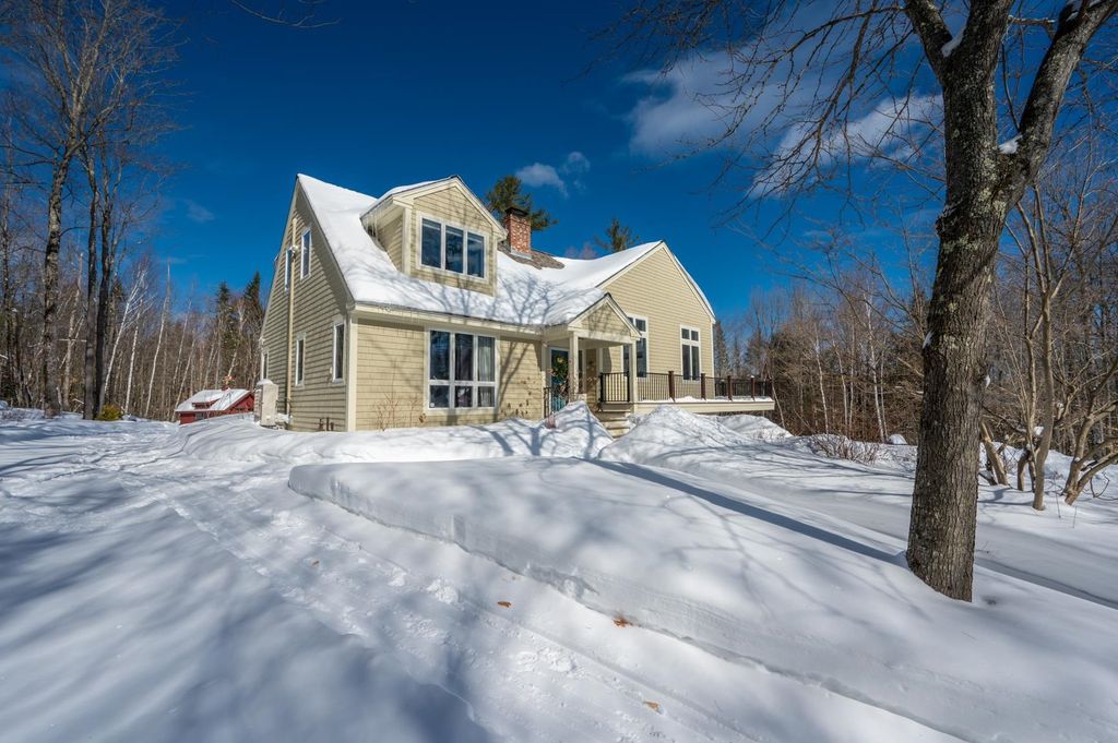 Photo of 112 Apple Hill Road, Sunapee, NH 03782 (MLS # 5077482)