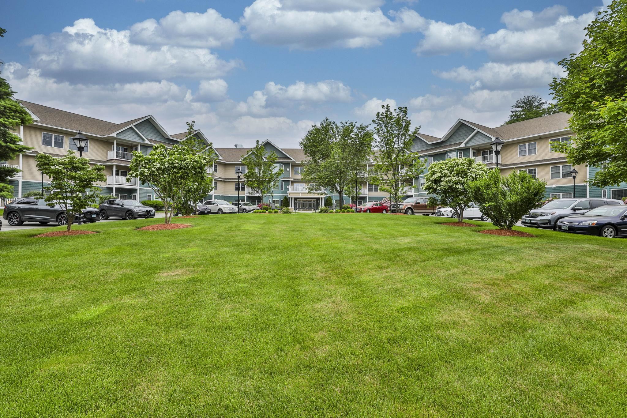 65 Hawthorne Drive 115