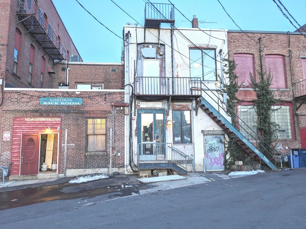 Photo of 121 Main Street, Nashua, NH 03060 (MLS # 5032926)