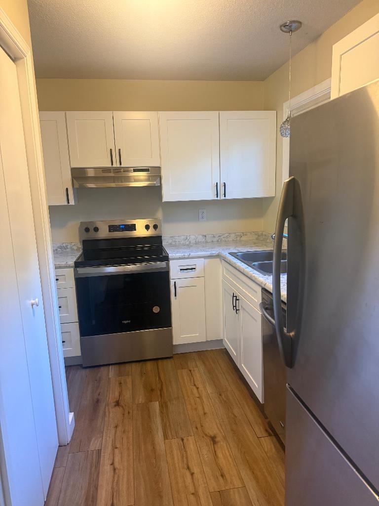 14 Stonehedge Drive D