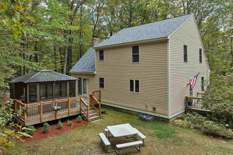 Photo of 30 Del's Way, Weare, NH 03281 (MLS # 5065837)