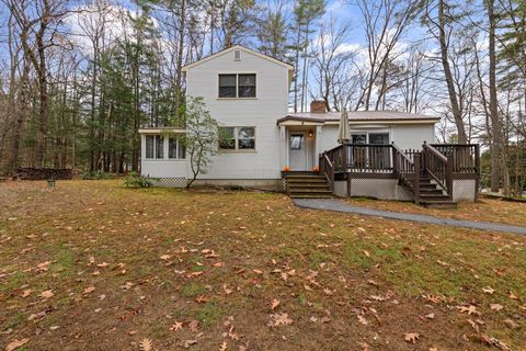 Photo of 14 Heritage Hill Road, Holderness, NH 03245 (MLS # 5069674)