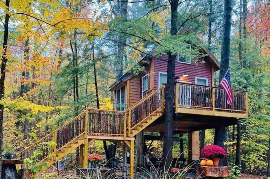 Photo of 15 Deer Run Drive, Sanbornton, NH 03269 (MLS # 5066851)