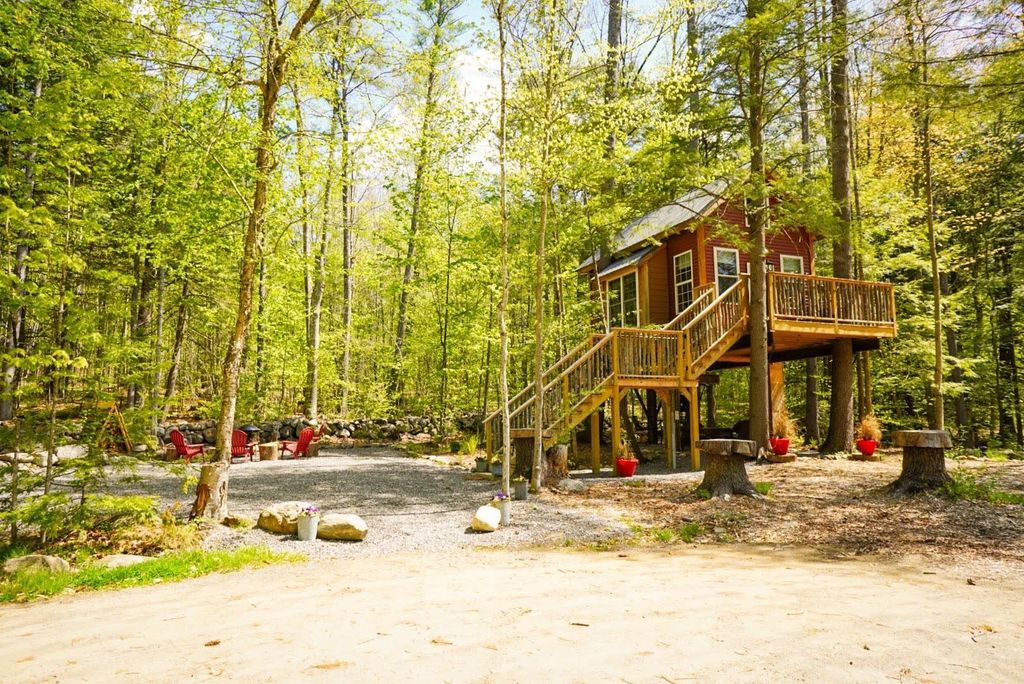 Photo of 15 Deer Run Drive, Sanbornton, NH 03269 (MLS # 5066851)