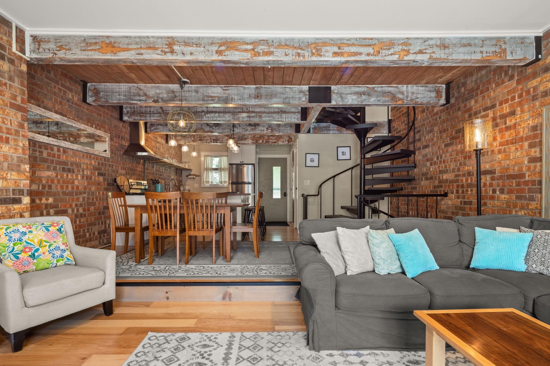 233 Fox Hill Road 43