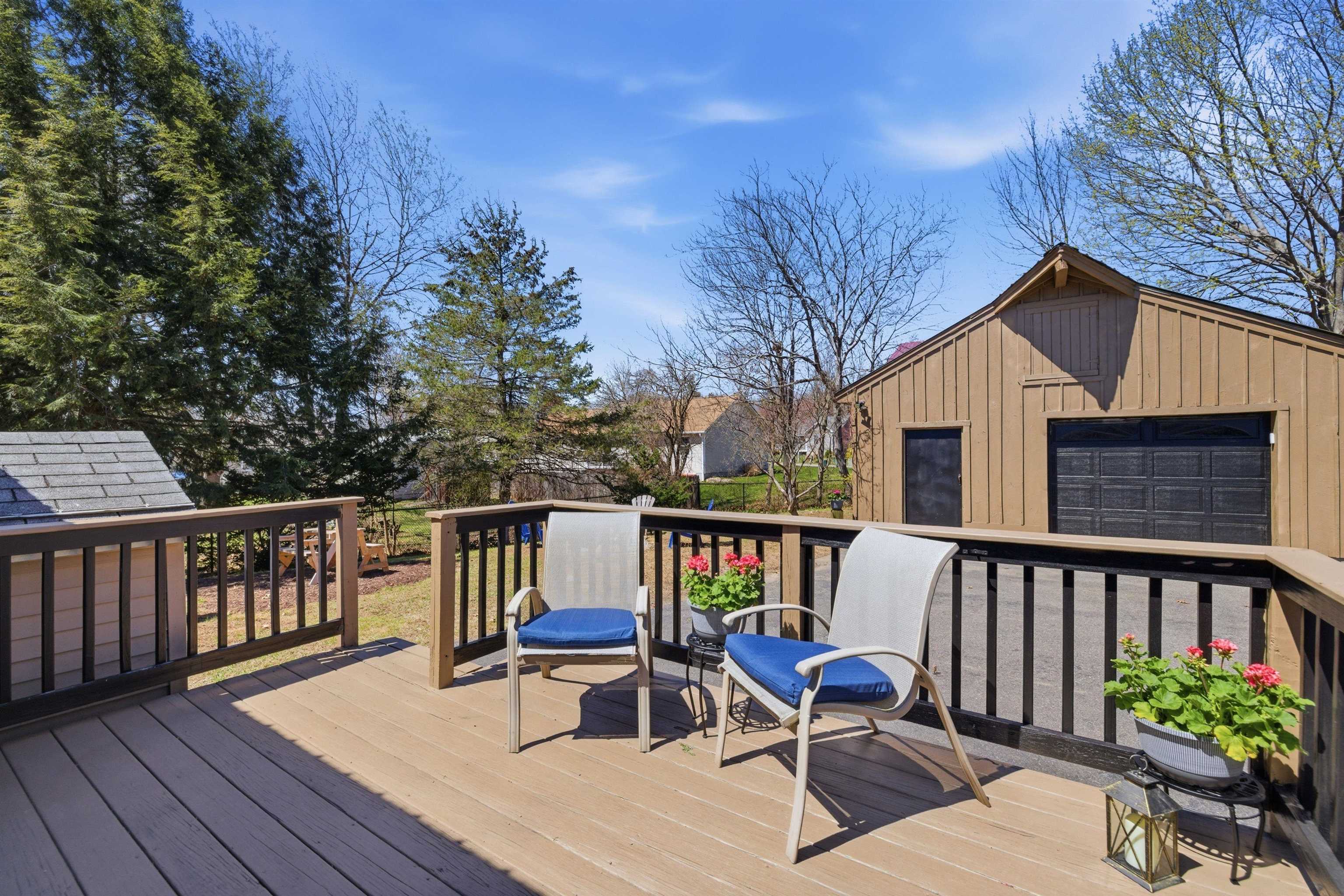 18 Massachusetts Avenue