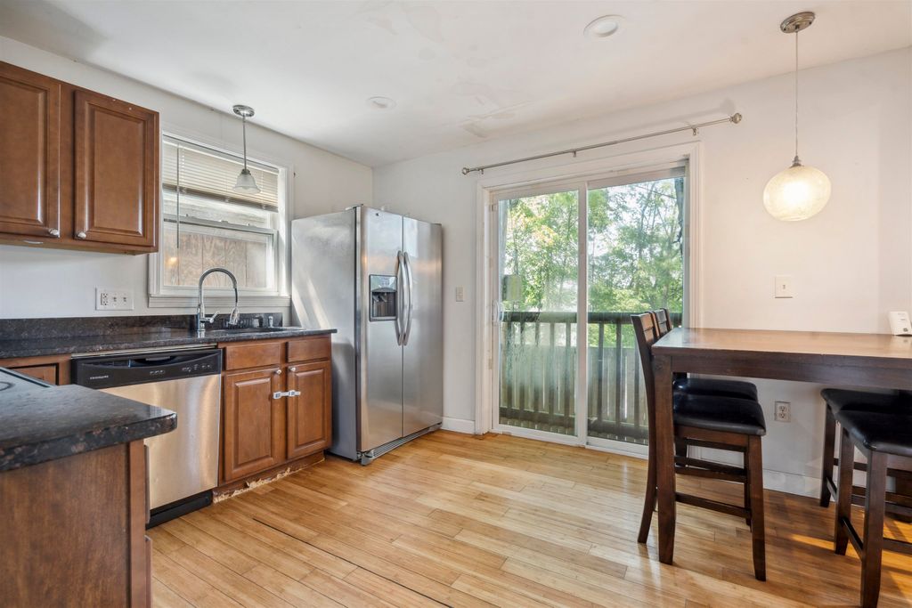 Photo of 312 Beacon Court, Nashua, NH 03064 (MLS # 5063005)