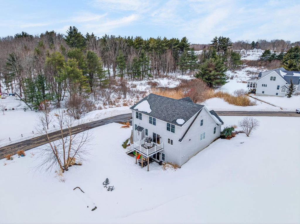 Photo of 25 Schooner Drive, Dover, NH 03820 (MLS # 5079484)