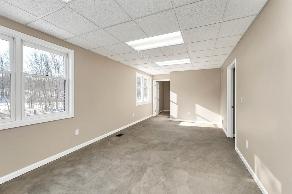 Photo of 5 Buttrick Road, Londonderry, NH 03053 (MLS # 5061696)