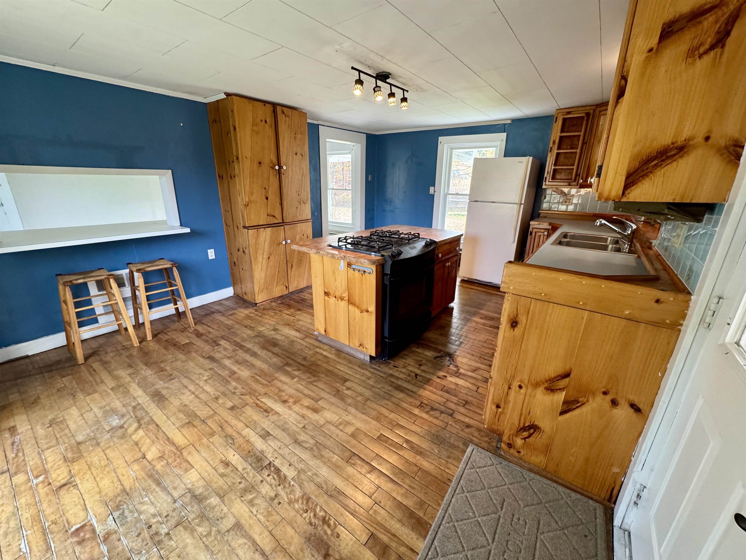 162 Town Forest Road