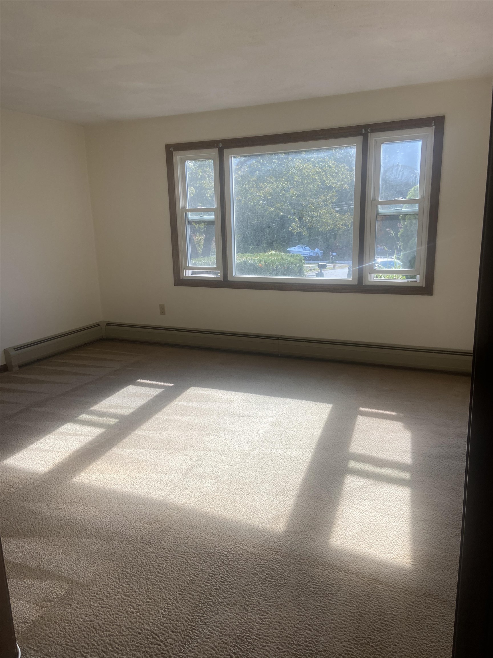 11R Susan Drive 11R aka 11A