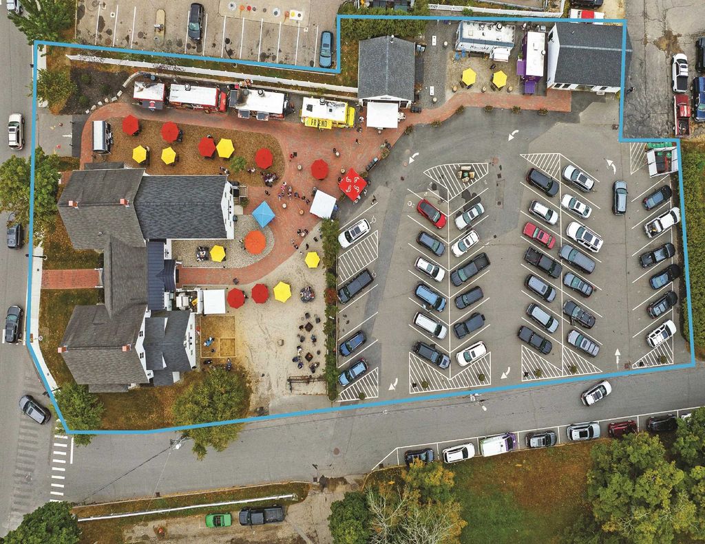 Photo of 15 Newmarket Road, Durham, NH 03824 (MLS # 5030935)