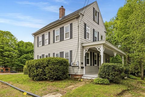 Photo of 118 Court Street, Dover, NH 03820 (MLS # 5089079)