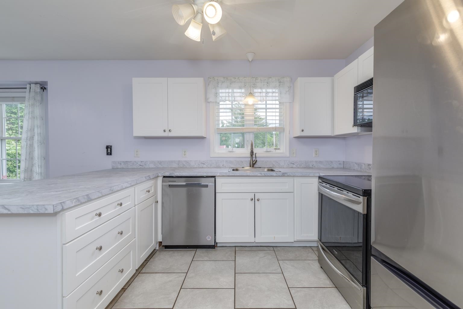 491 Mammoth Road 7