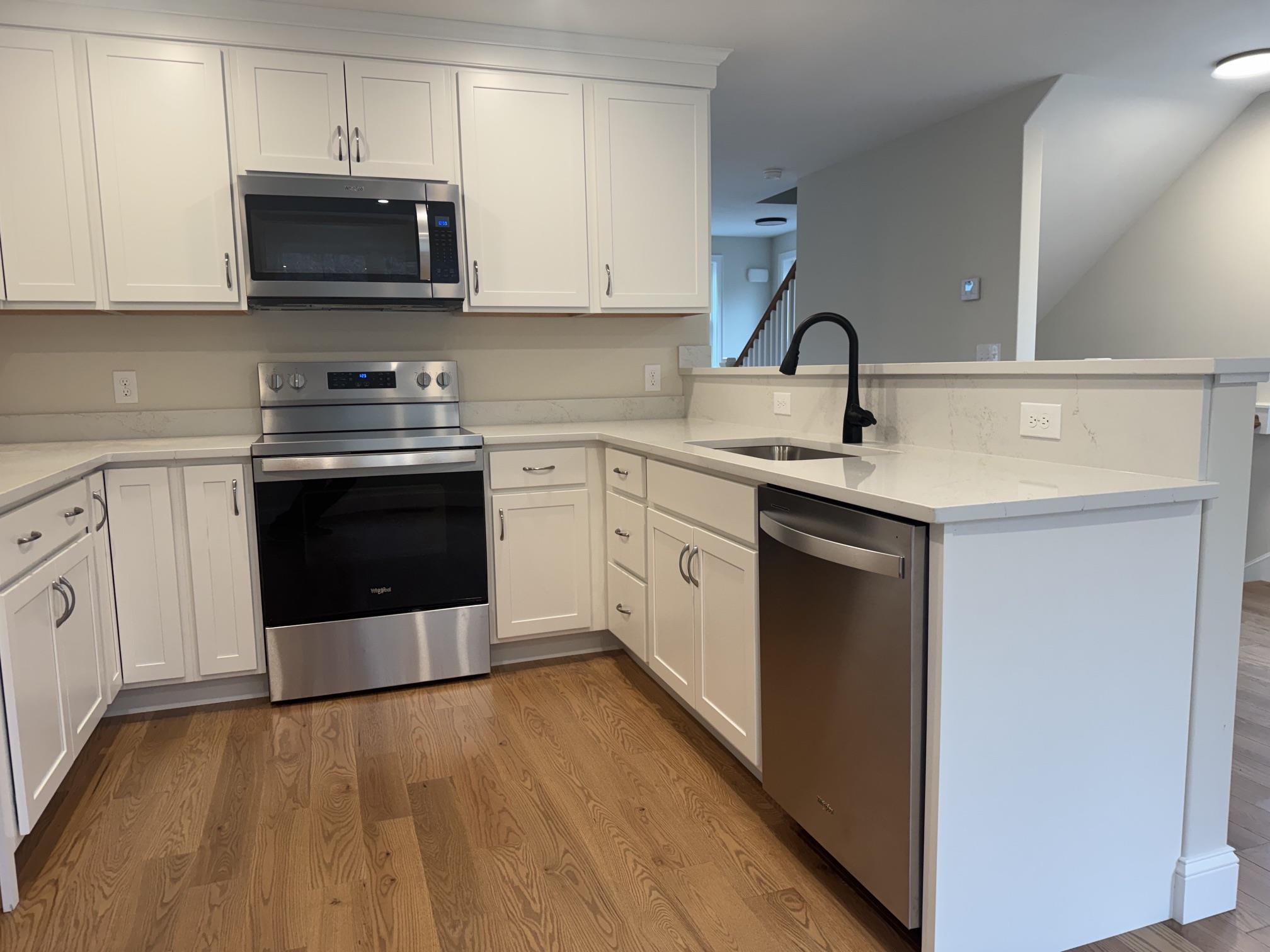 87 Kearsarge Lane