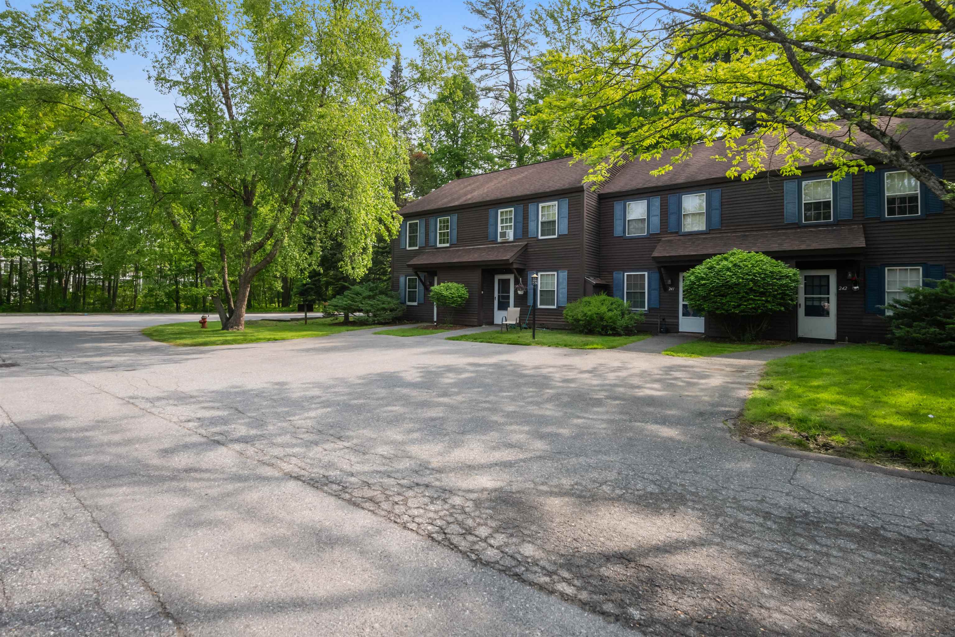 239 Twin Oaks Terrace
