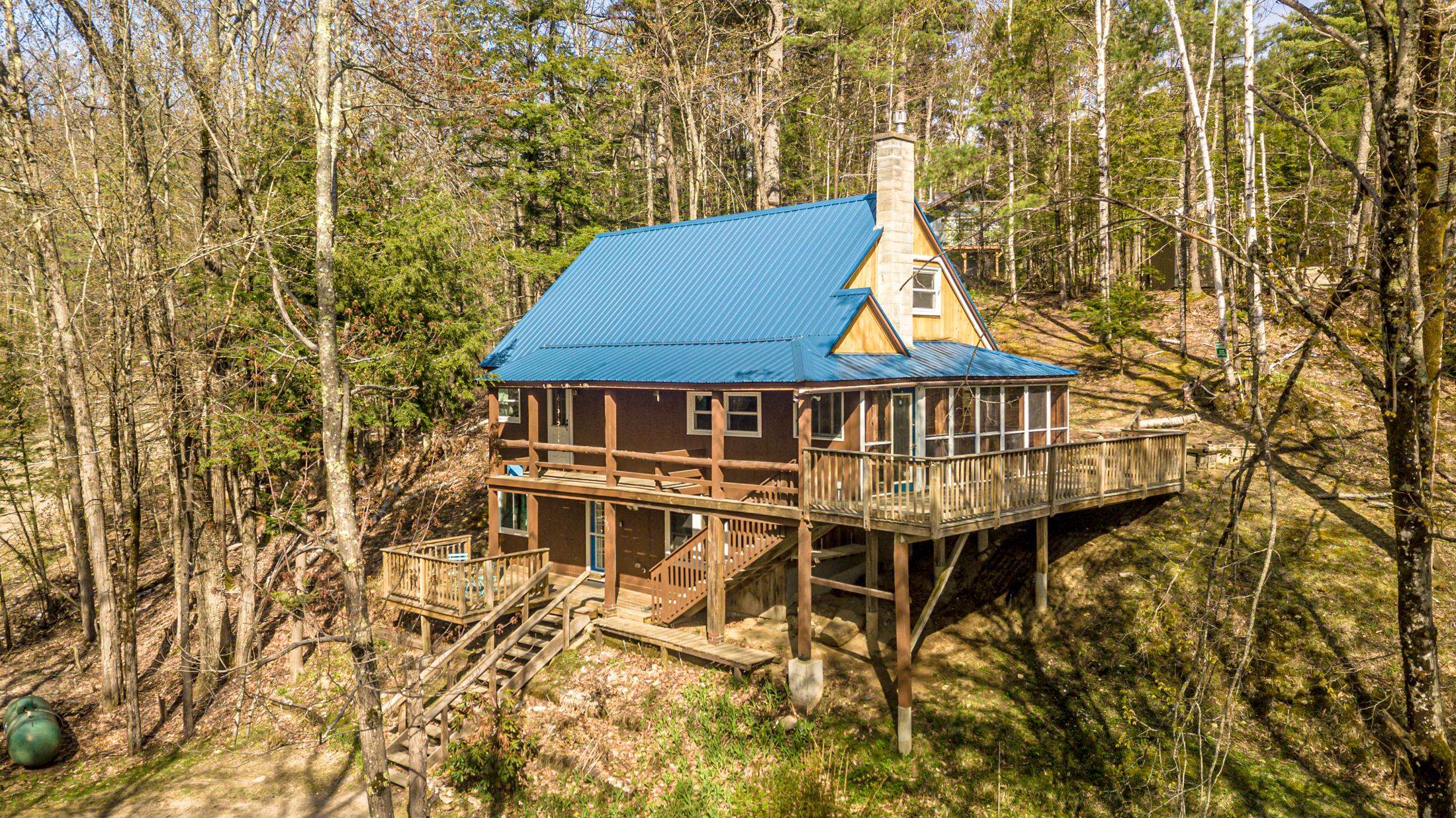 293 Thompson Road