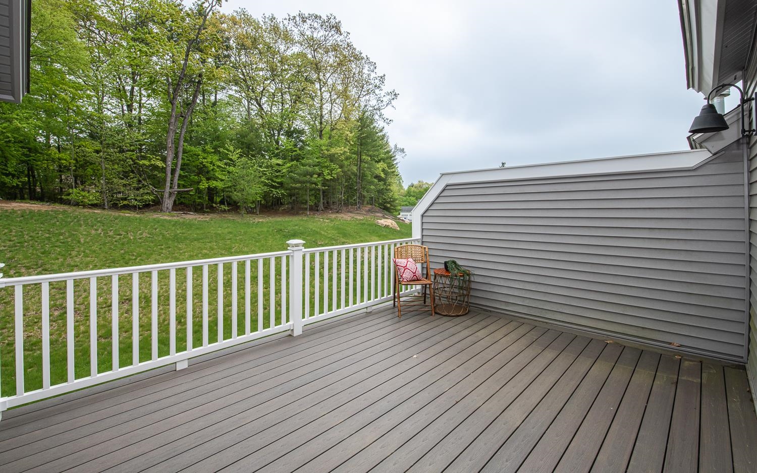 Hampstead, New Hampshire 03826, United States, 2 Bedrooms Bedrooms, ,3 BathroomsBathrooms,Residential,Active,132354