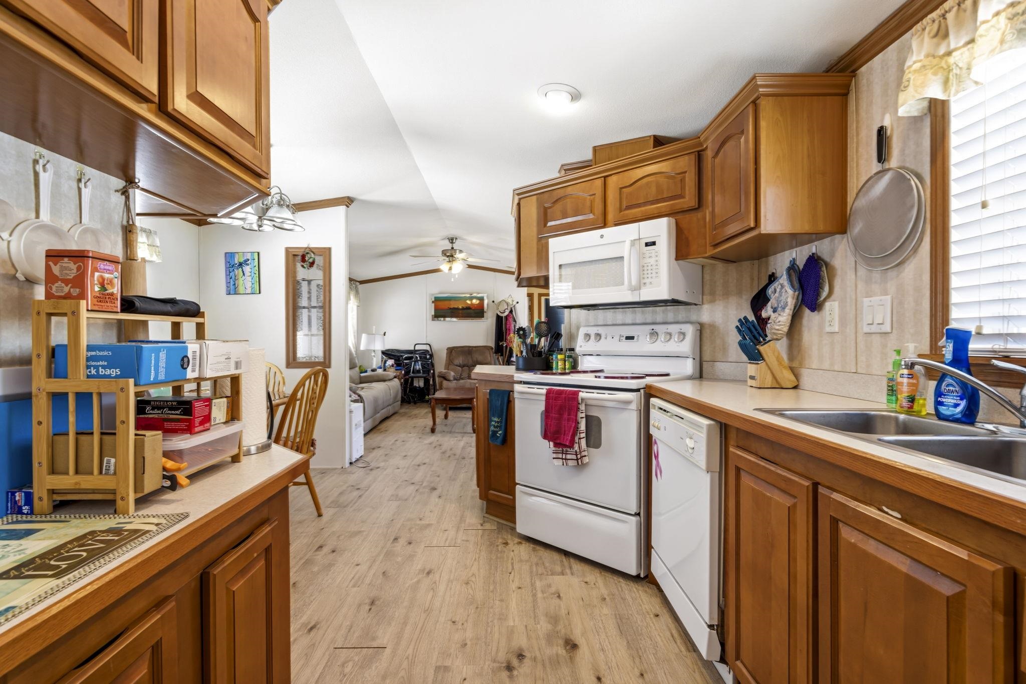 117 Colonial Village