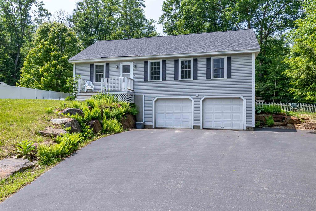 Photo of 55 Snowshoe Trail, Hopkinton, NH 03229 (MLS # 5055645)