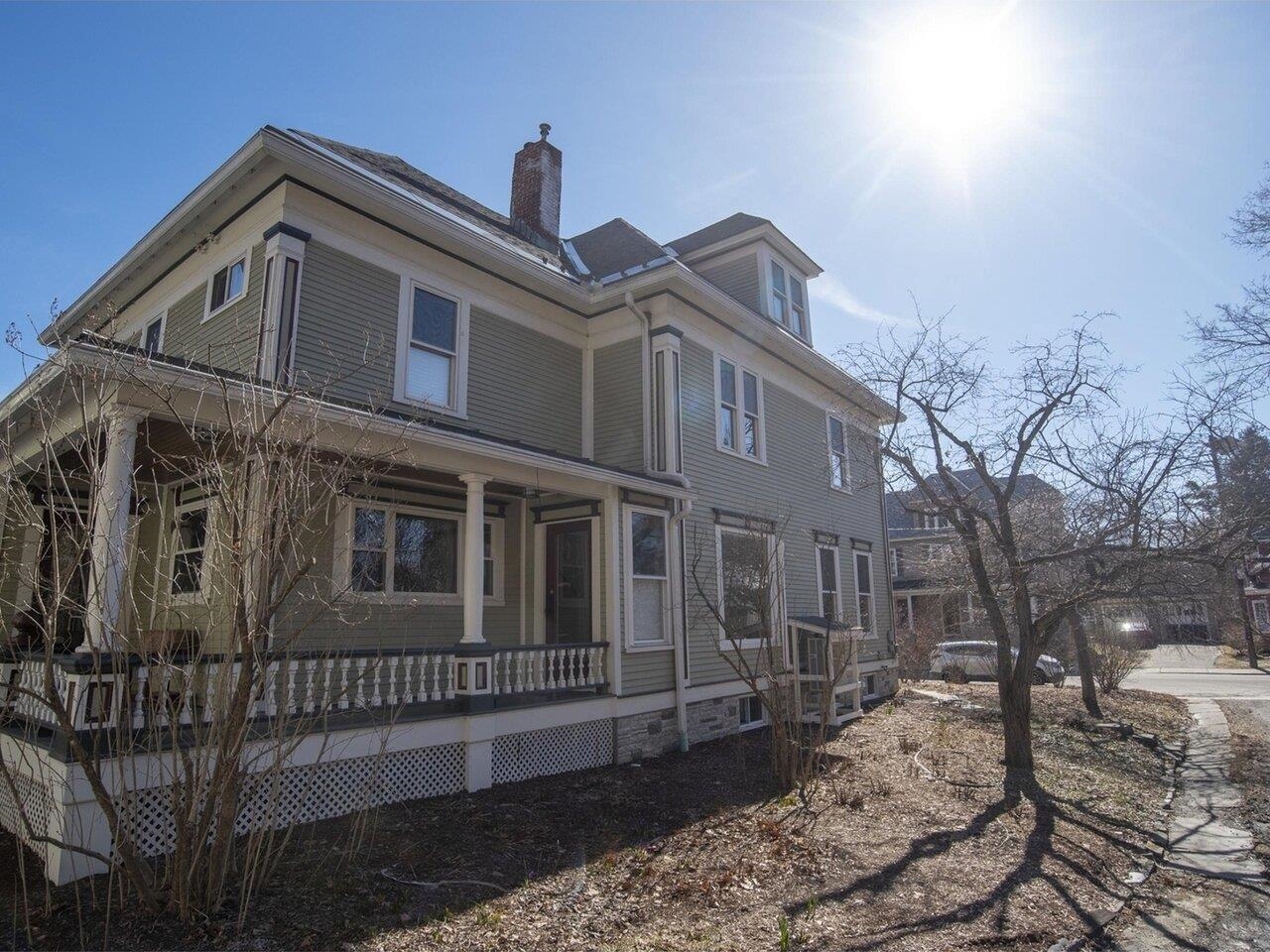 16 Summer Street