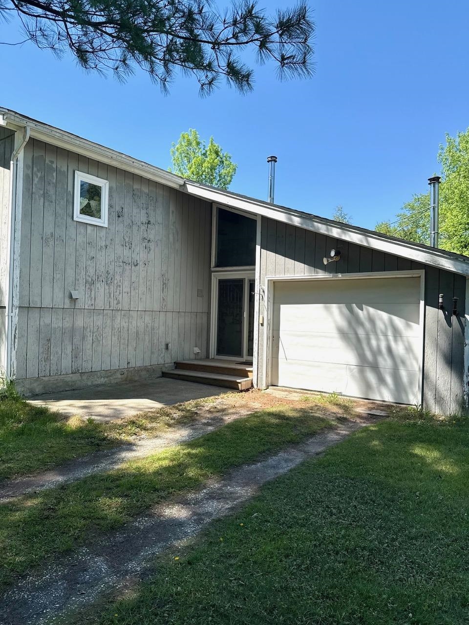 Photo 1 of 34 — 77 Lynrick Acres Road, Charlotte, VT 05445