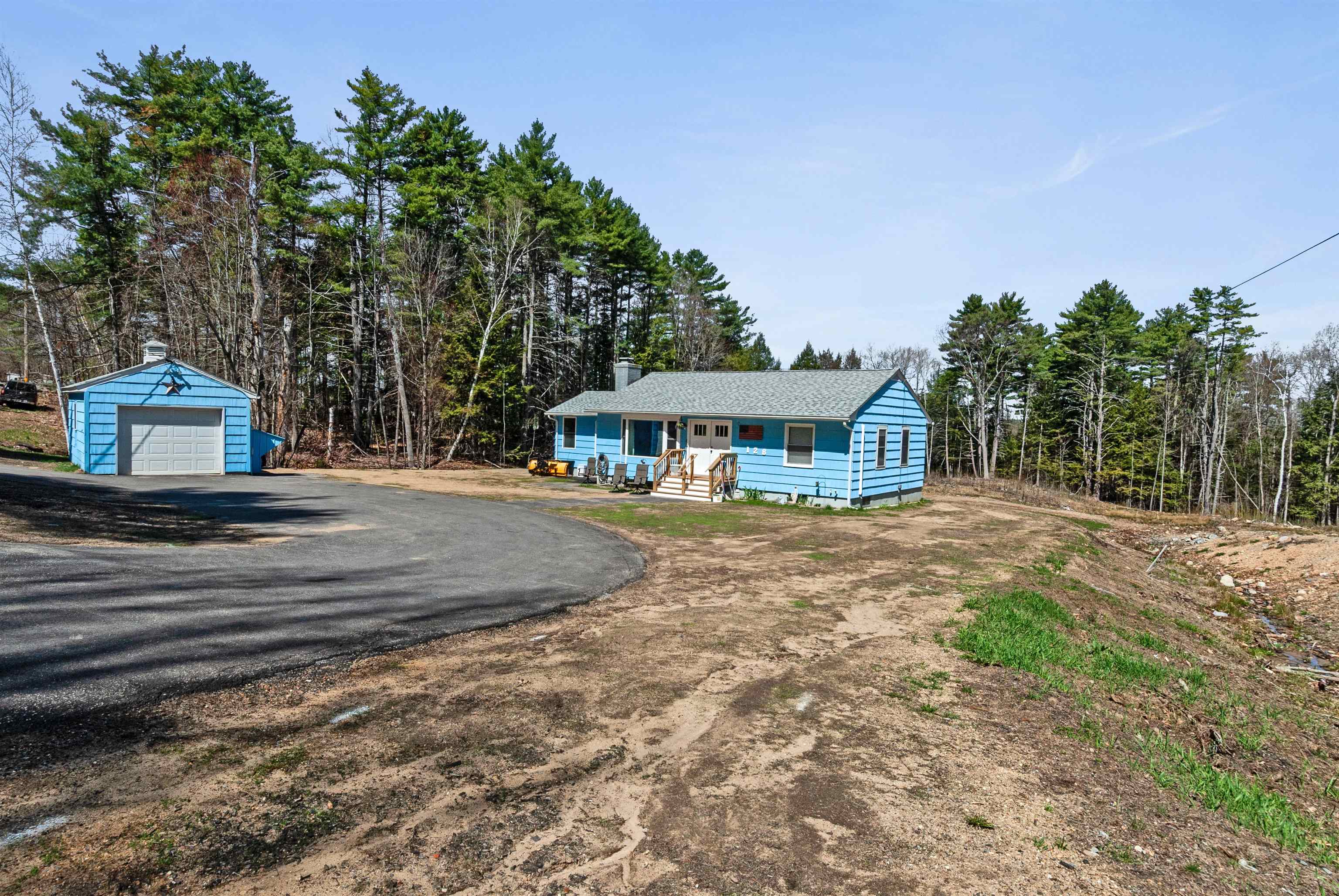 128 Old Lake Shore Road