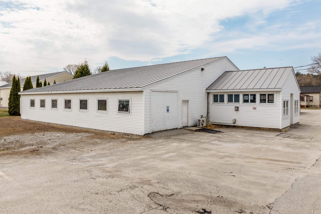 Photo of 3 Putnam Road, Newport, NH 03773 (MLS # 5084172)