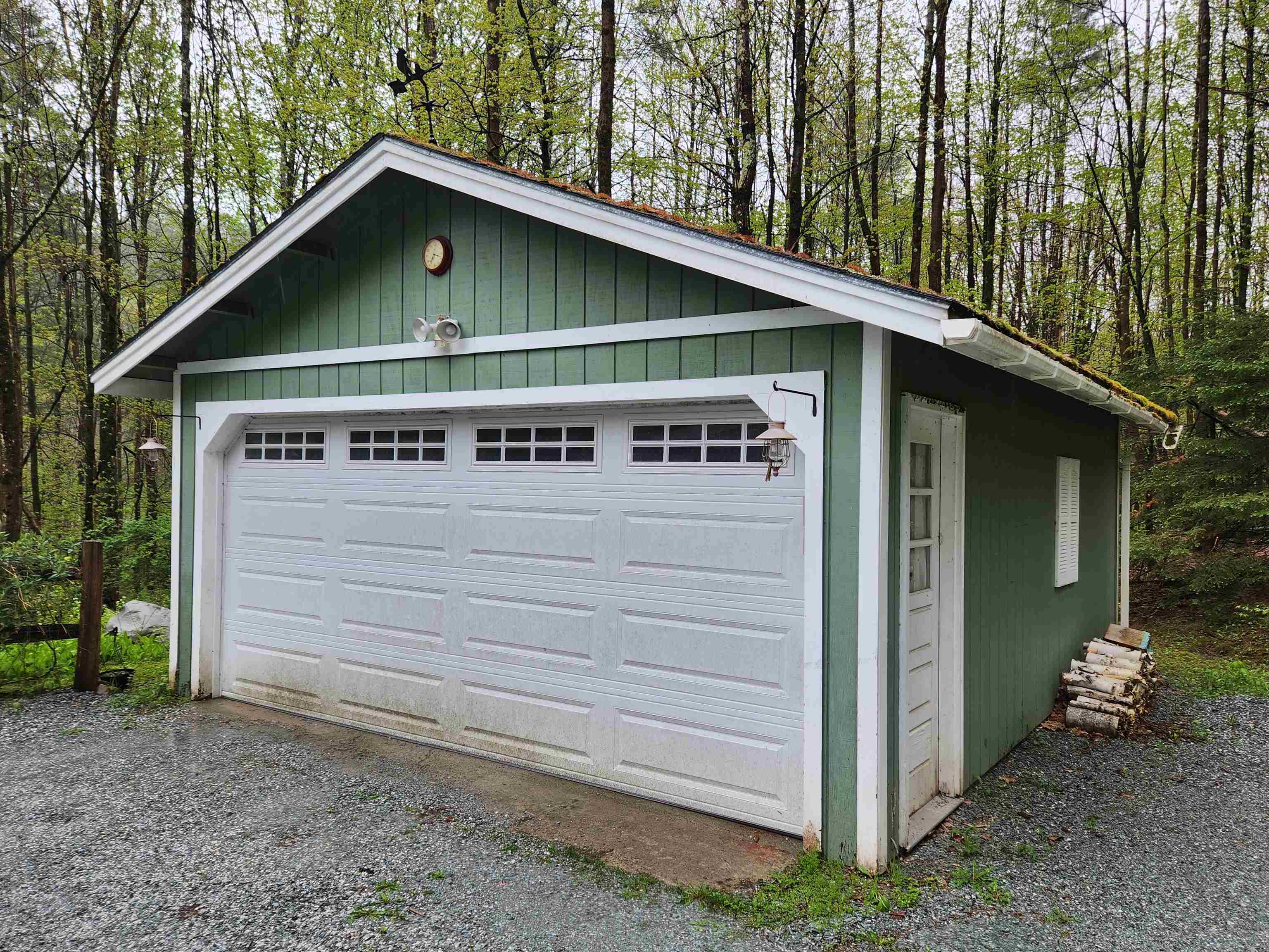 119 Columbia Drive