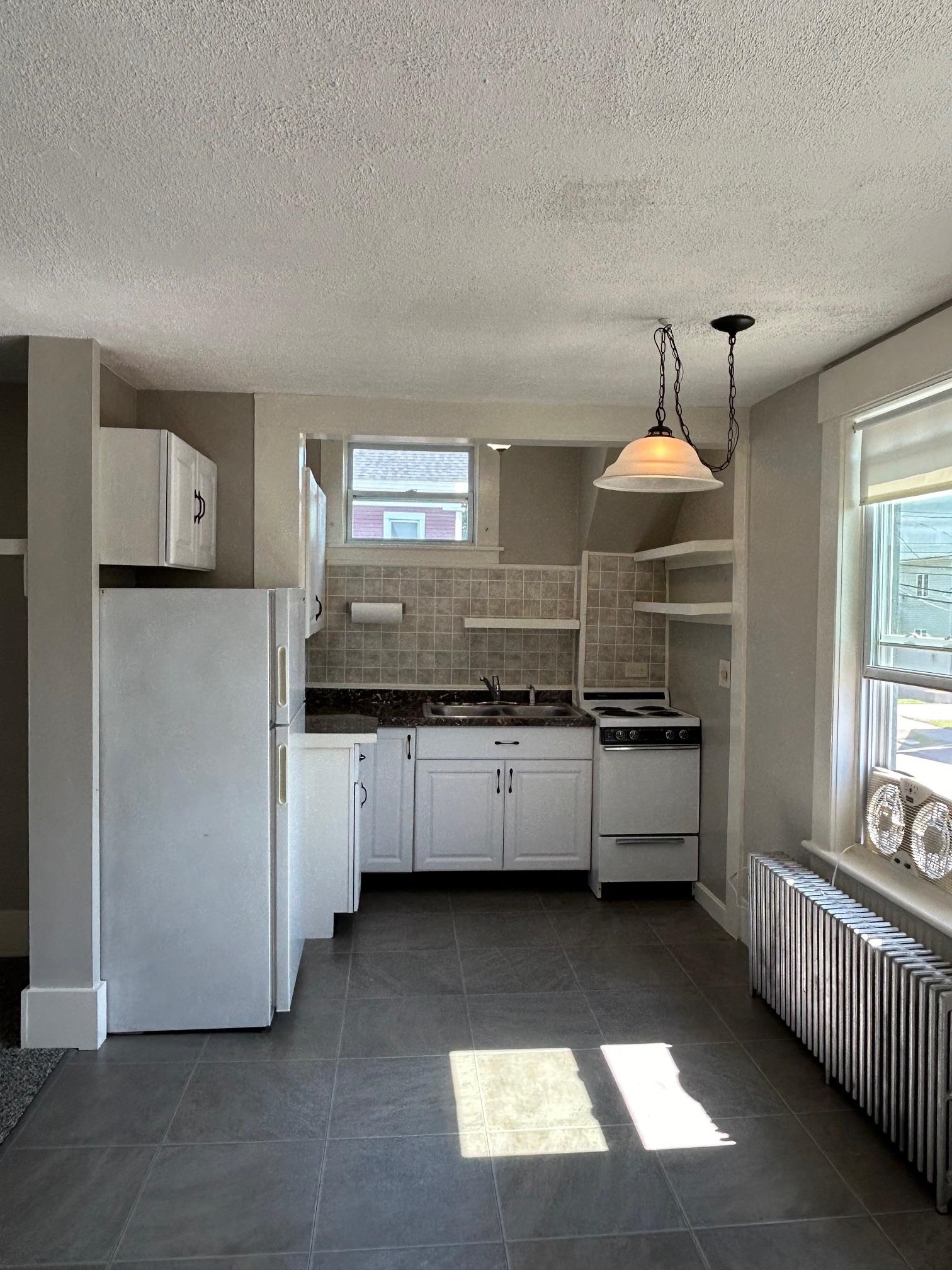 Laconia, New Hampshire 03249, United States, 1 Bedroom Bedrooms, ,1 BathroomBathrooms,Residential,Active,110636