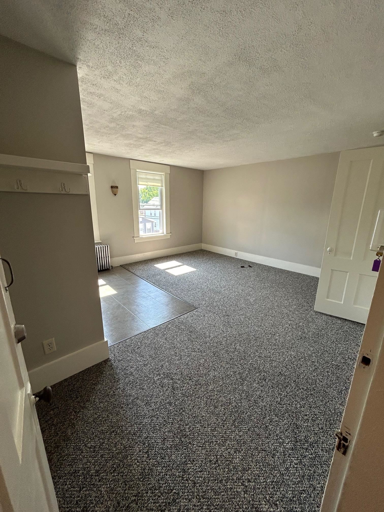 Laconia, New Hampshire 03249, United States, 1 Bedroom Bedrooms, ,1 BathroomBathrooms,Residential,Active,110636