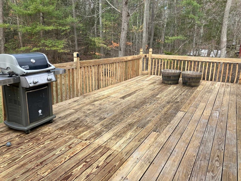 Photo of 12 Westgate Road, Derry, NH 03038 (MLS # 5081176)