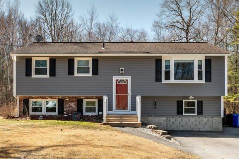 Photo of 12 Westgate Road, Derry, NH 03038 (MLS # 5081176)