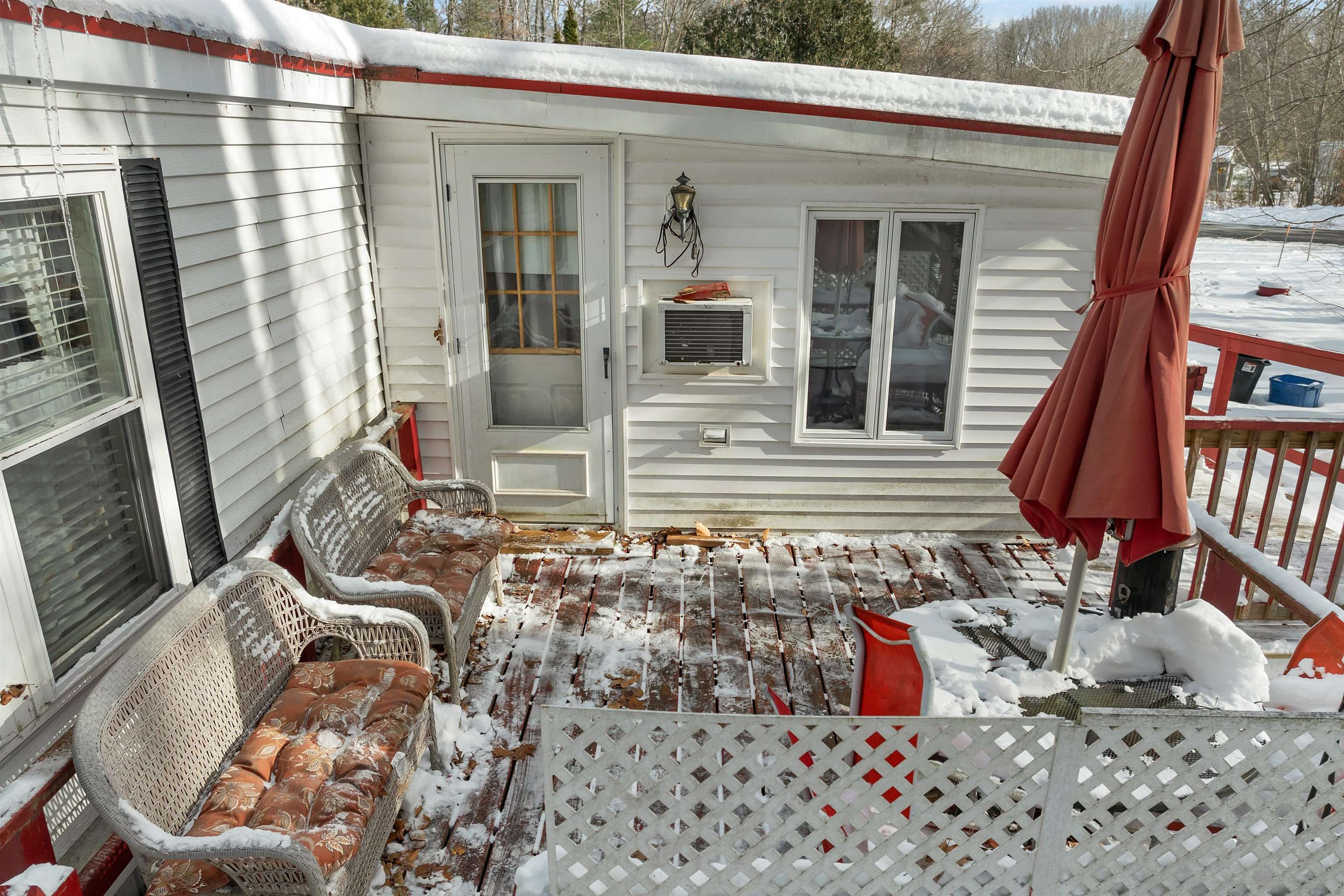 320 Old Lakeshore Road 17