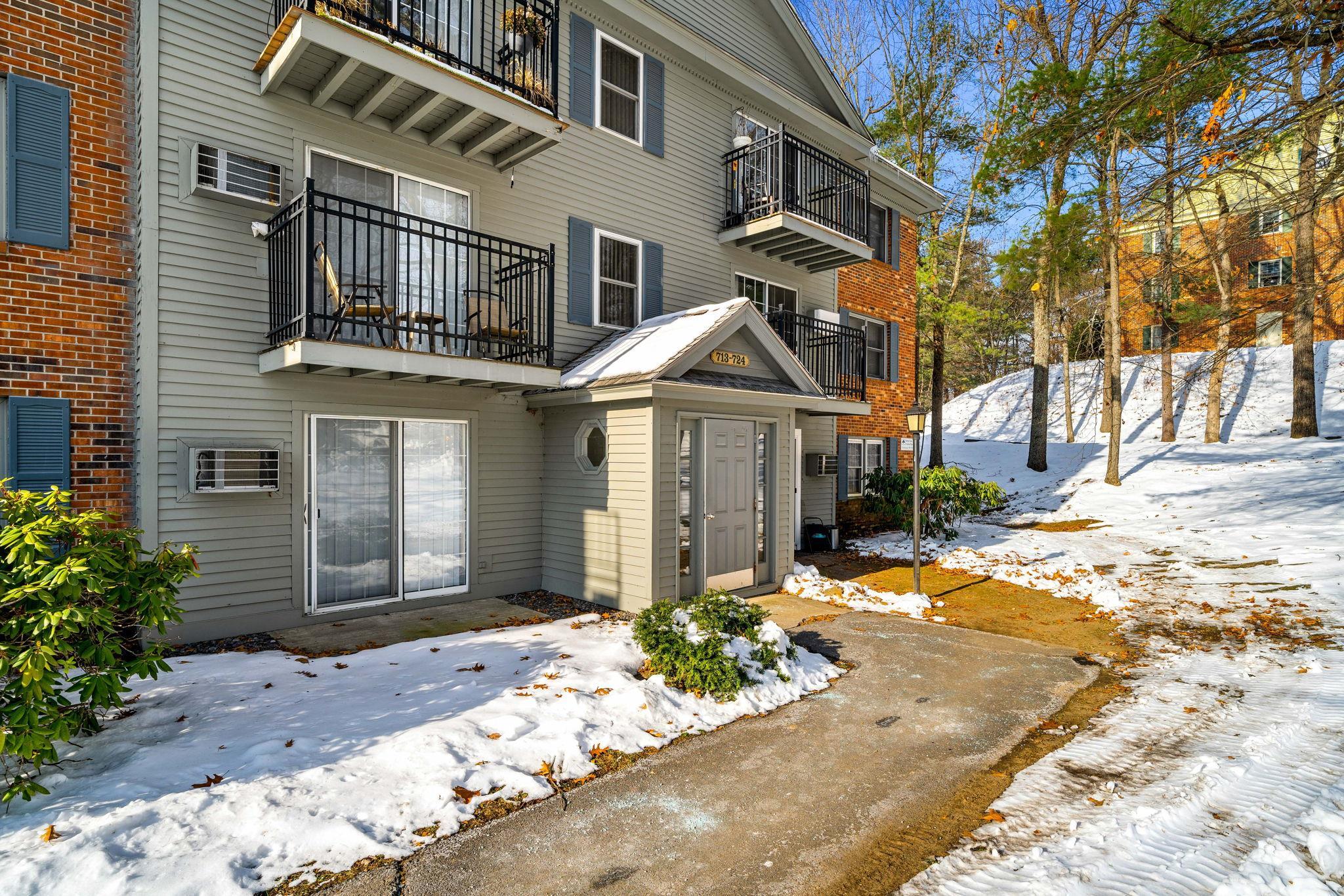 7 Saint James Place 724