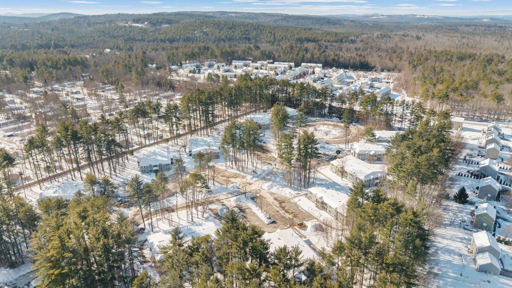 Photo of 37 Alice Drive #129, Concord, NH 03303 (MLS # 5075983)
