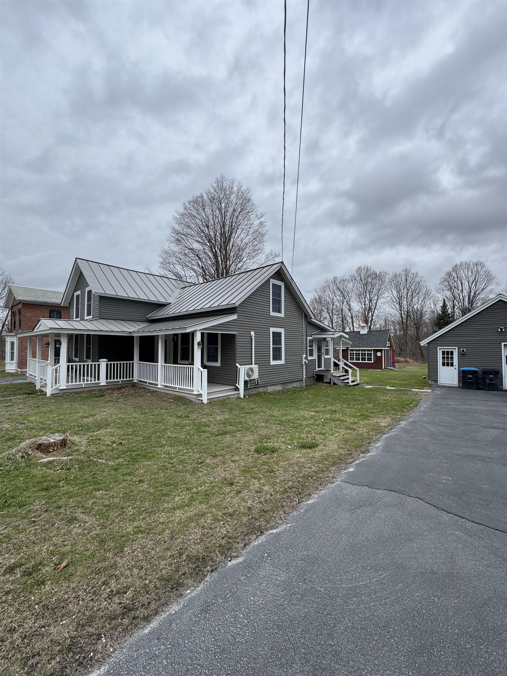 416 River Street