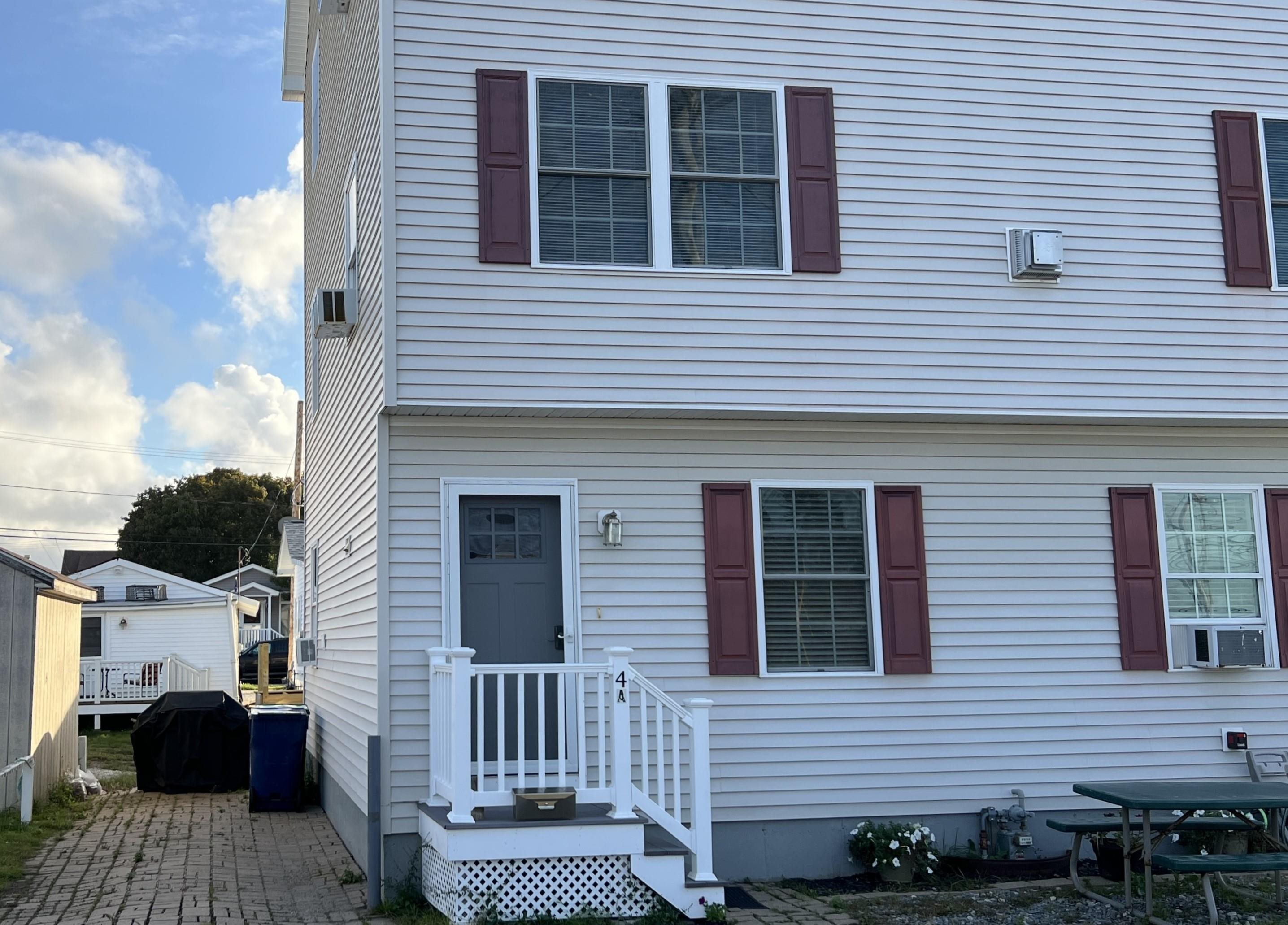 4 Chase Street