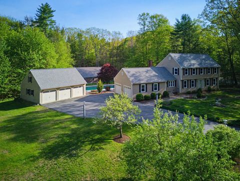 17 Dudley Road Brentwood NH 03833