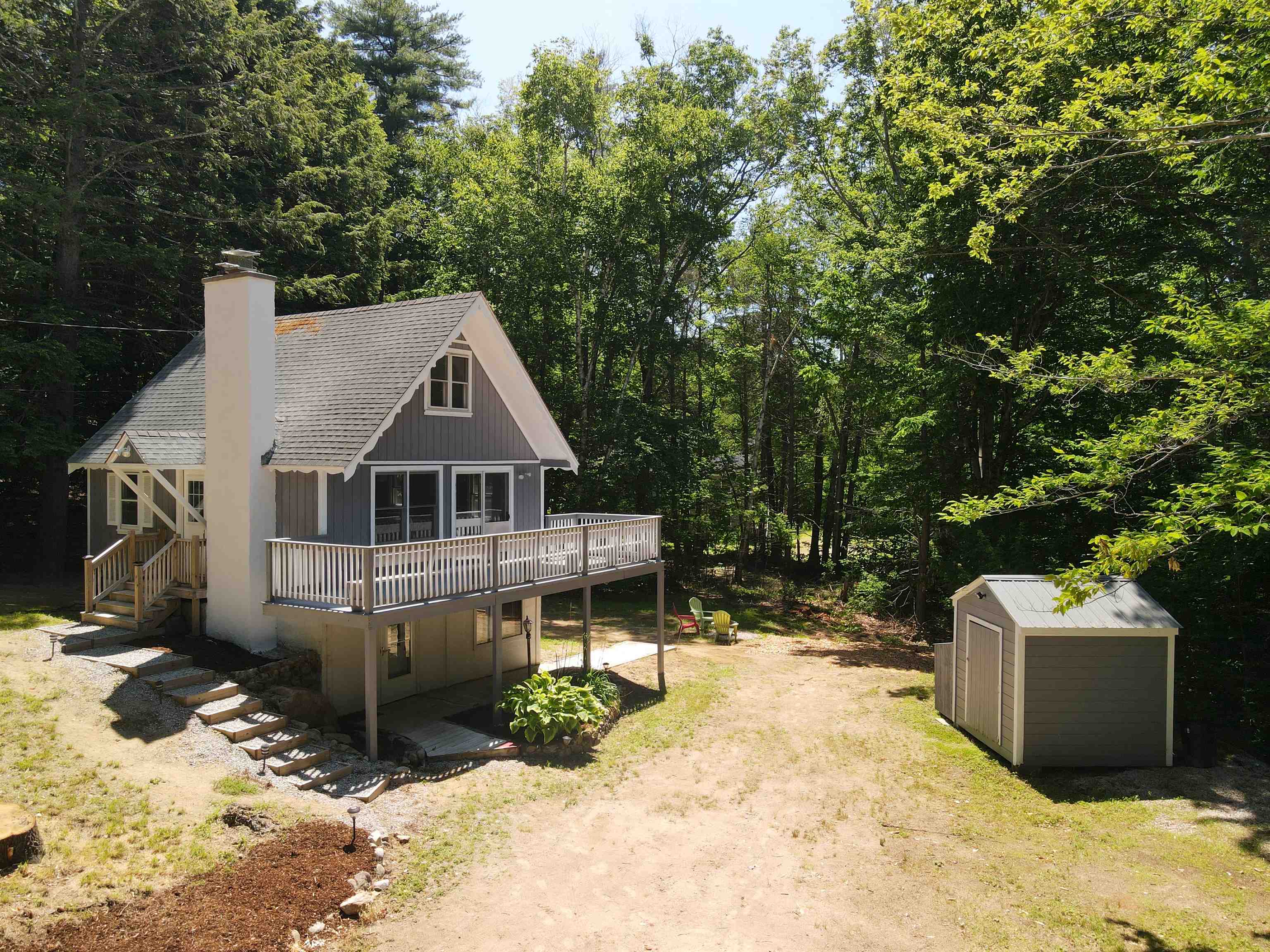 227 Alpstrausse