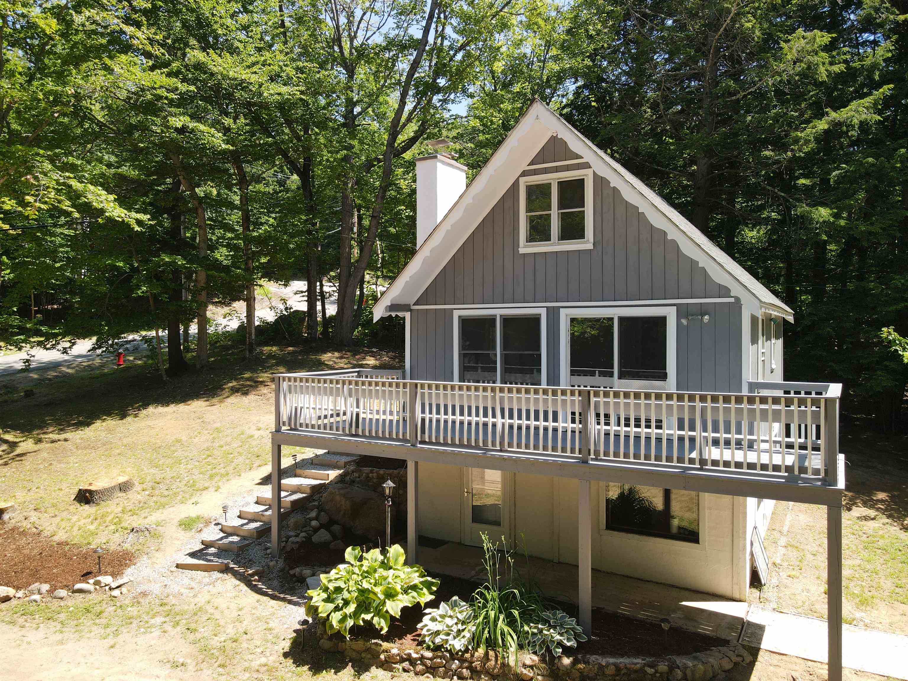 227 Alpstrausse