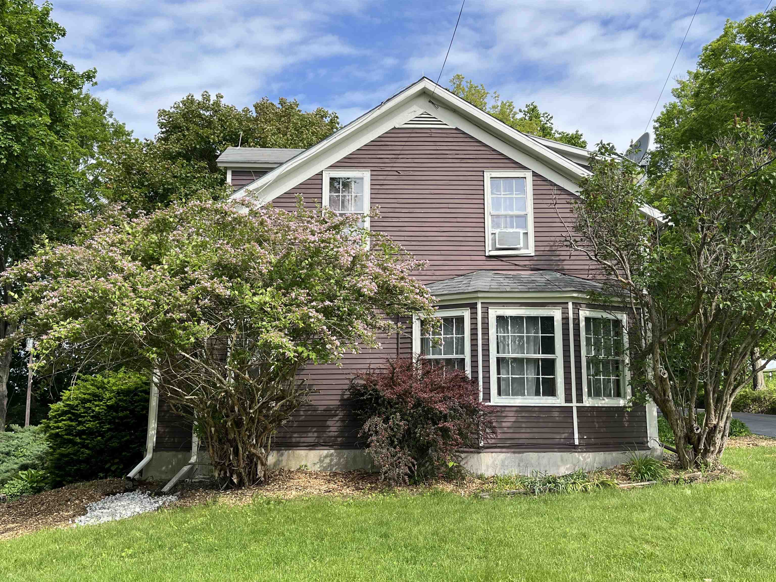 1464 Arnold District Road