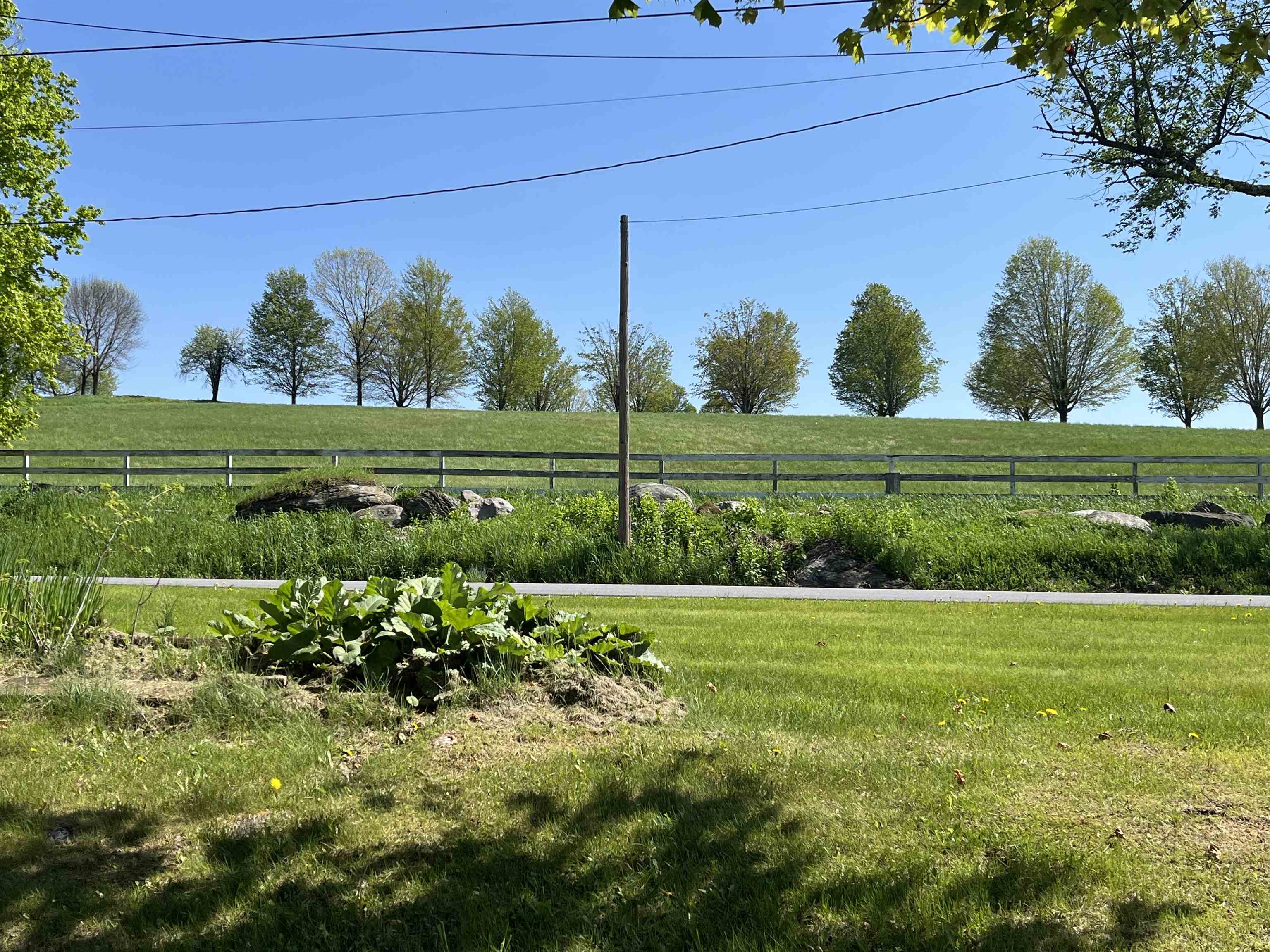 1464 Arnold District Road