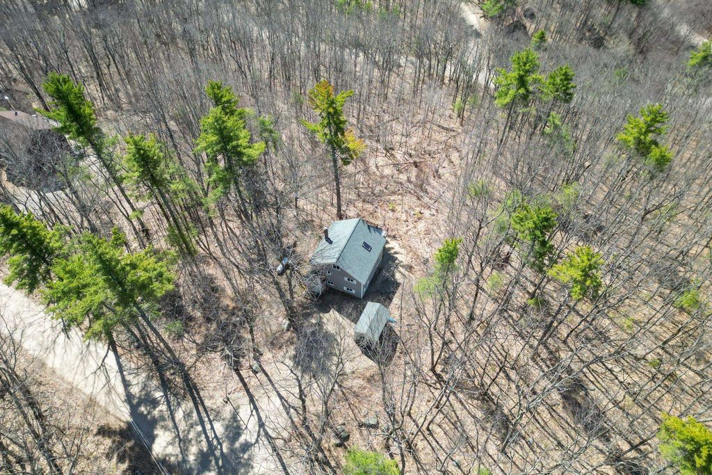 Photo of 27 Upper Lake View Drive, Madison, NH 03849 (MLS # 5086962)
