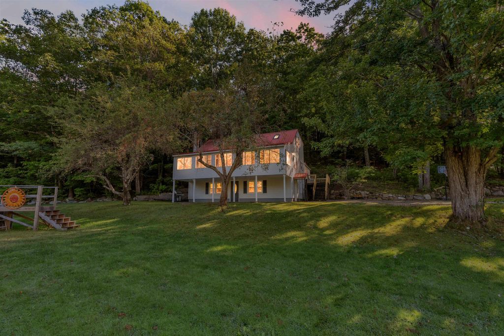 Photo of 13 Mountain View Drive, Wakefield, NH 03872 (MLS # 5060763)