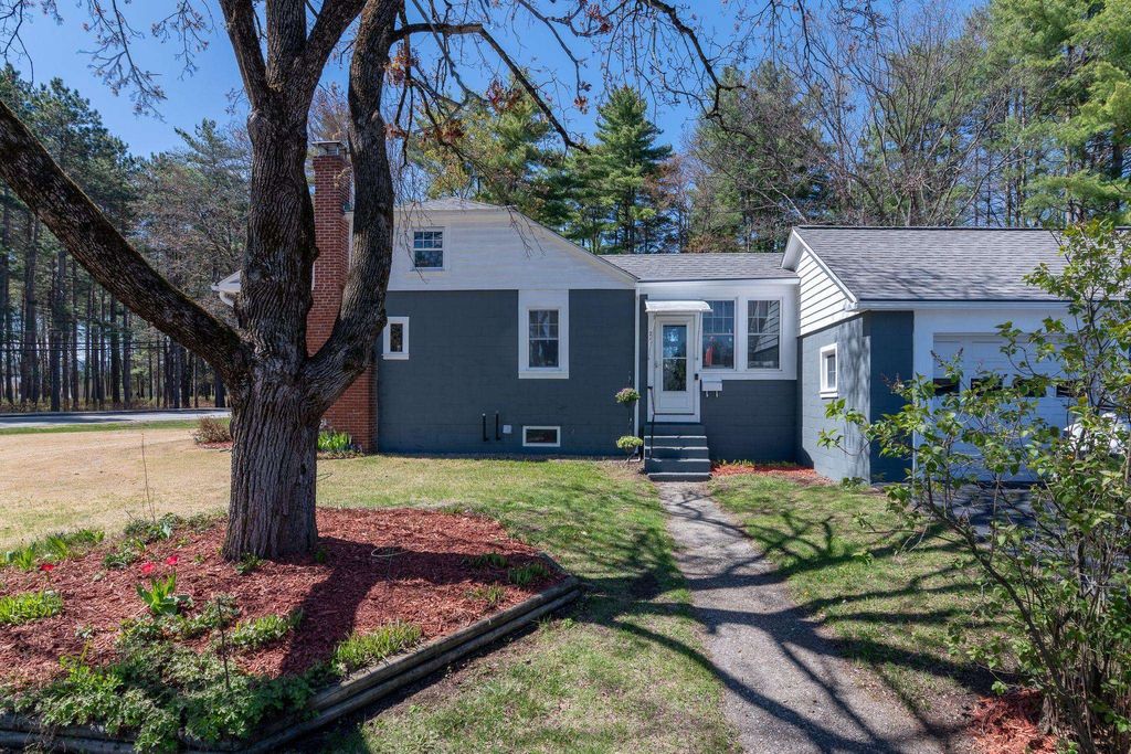 Photo of 247 Park Avenue, Keene, NH 03431 (MLS # 5086288)