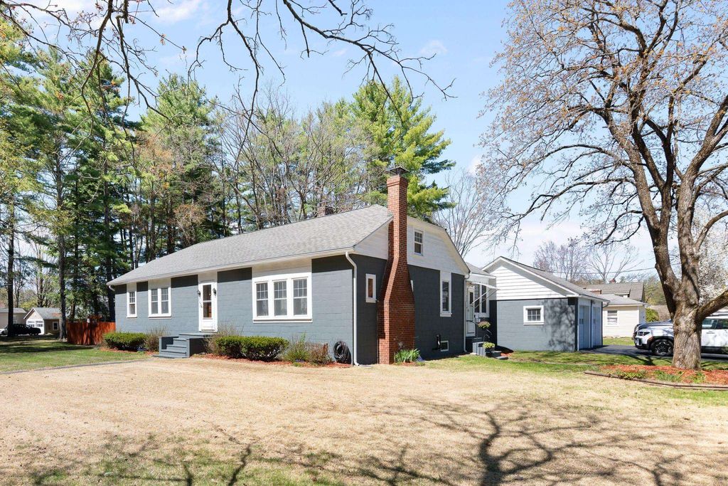 Photo of 247 Park Avenue, Keene, NH 03431 (MLS # 5086288)