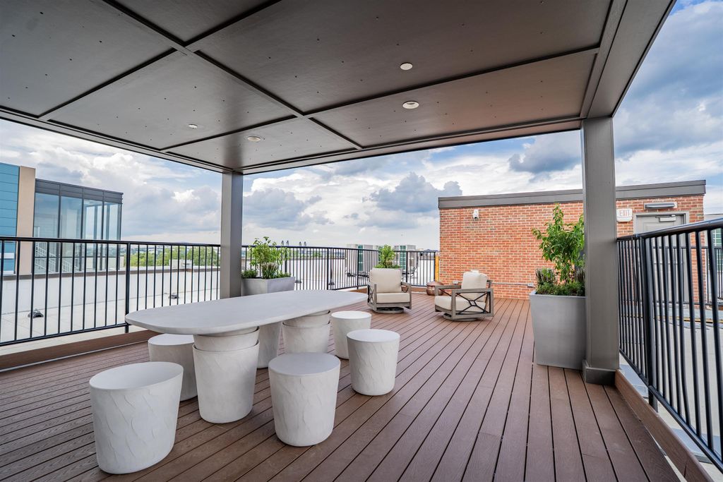 Photo of 99 Foundry Place #304, Portsmouth, NH 03801 (MLS # 5056601)